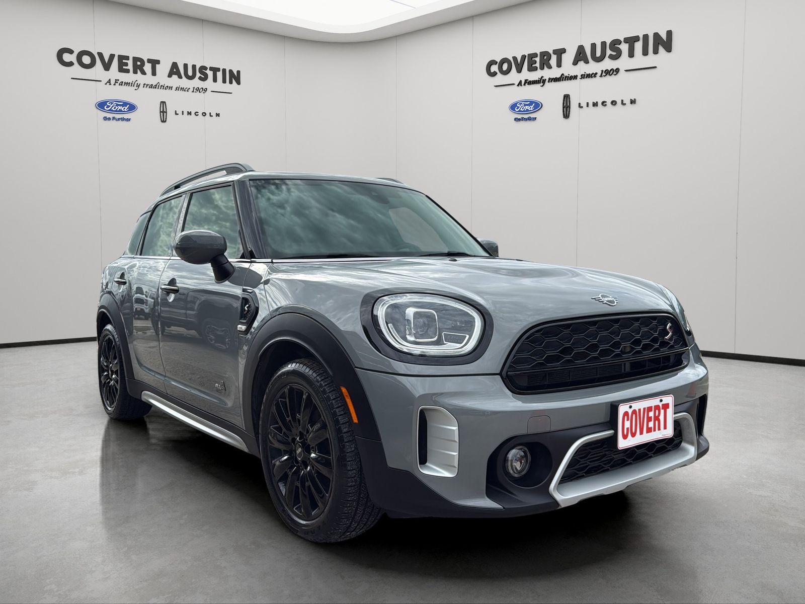 Used 2021 Gray MINI Signature image 5