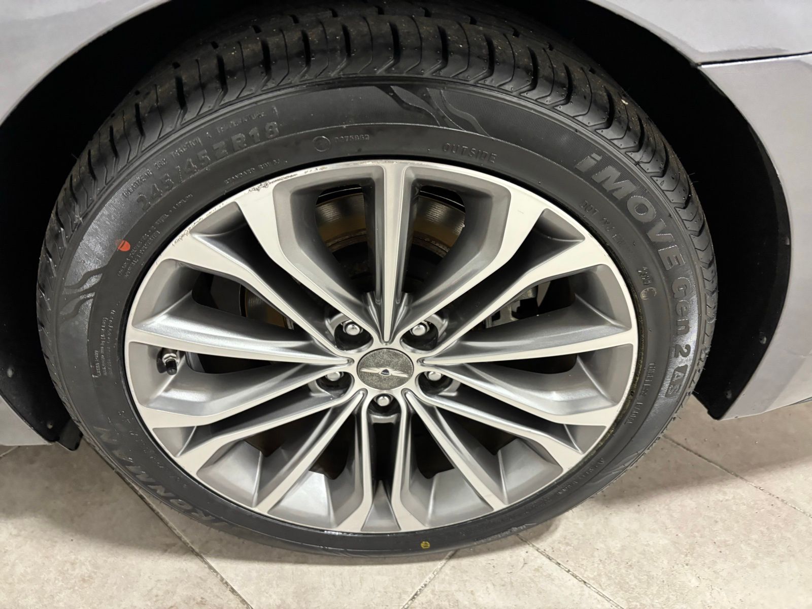 Used Car 2015 Hyundai Genesis  3.8 For Sale Under $15,000 In Austin, Texas