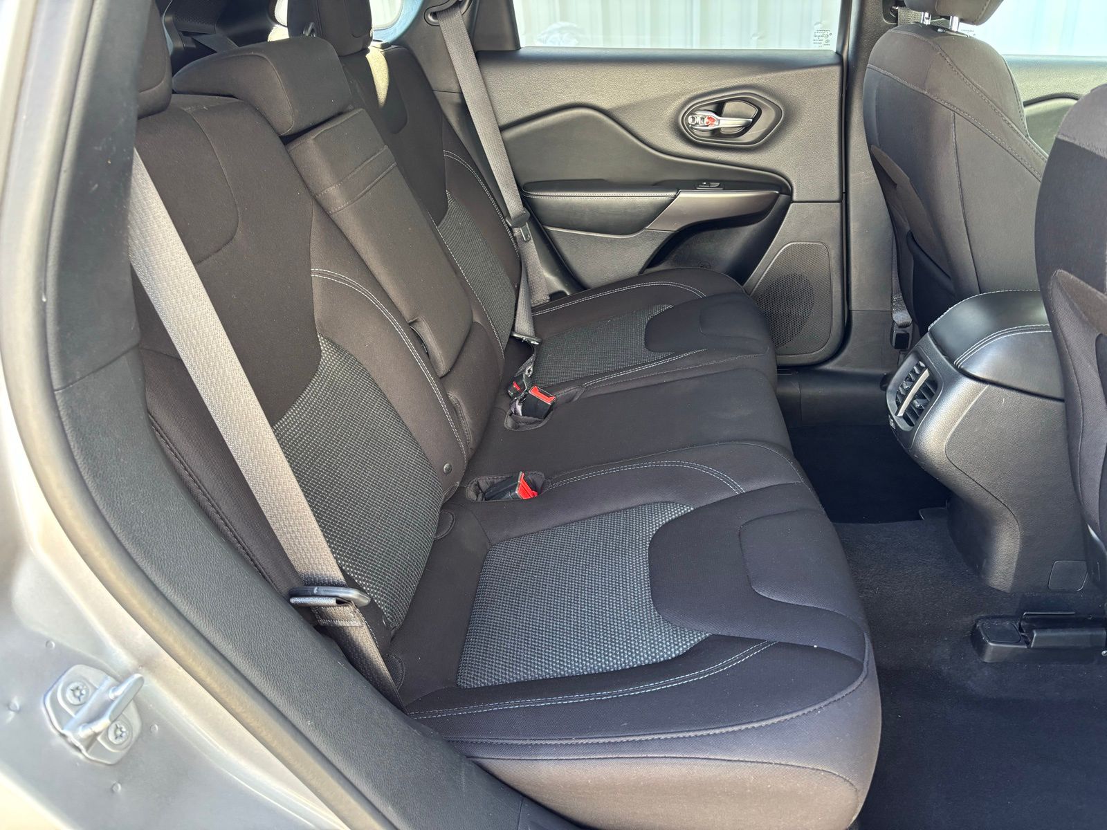 Used Car 2019 Jeep Cherokee  Latitude For Sale Under $10,000 In Austin, Texas