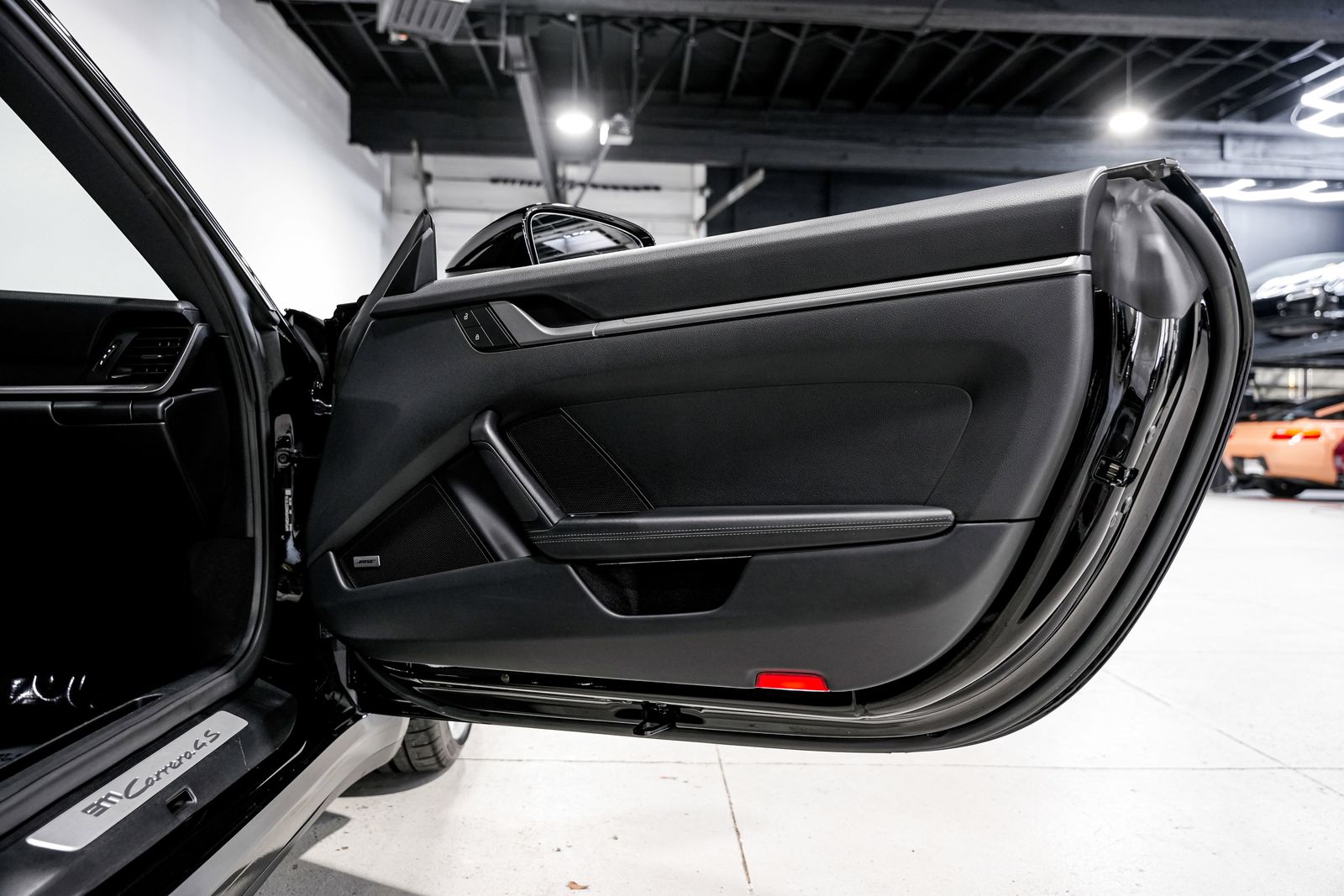 2022 Porsche 911 Carrera 4S — photo 26