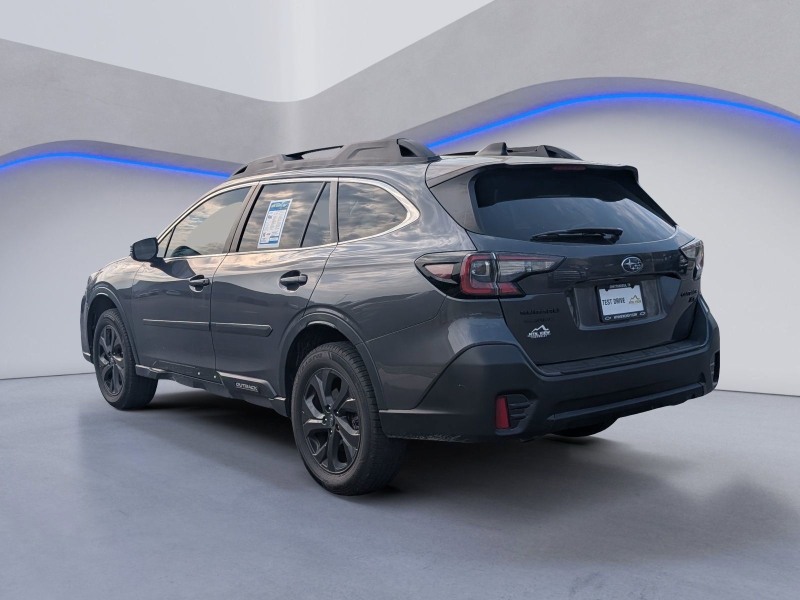 View vehicle photo 5