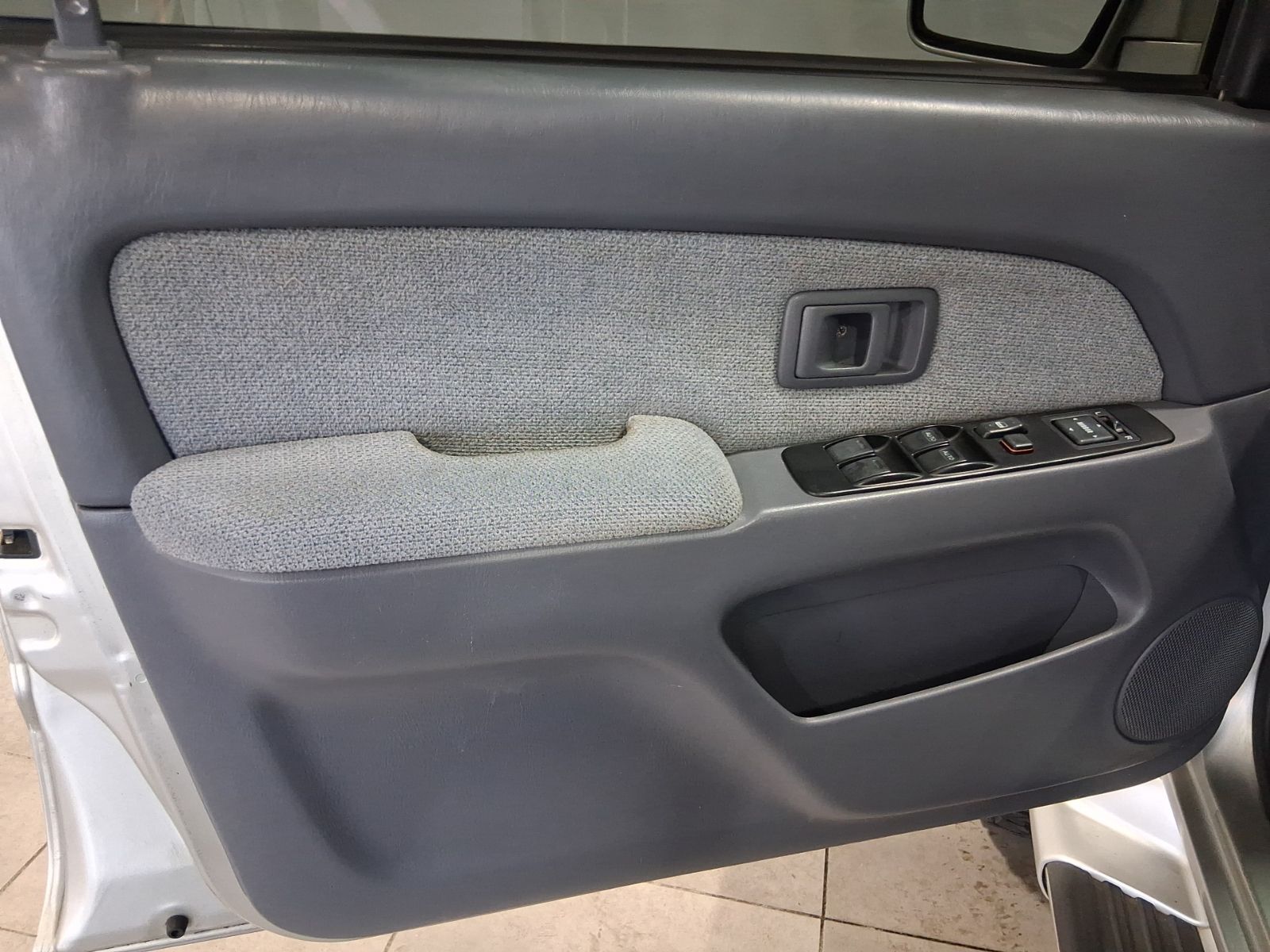 Used Car 2000 Toyota 4runner  Sr5 For Sale Under $10,000 In Austin, Texas