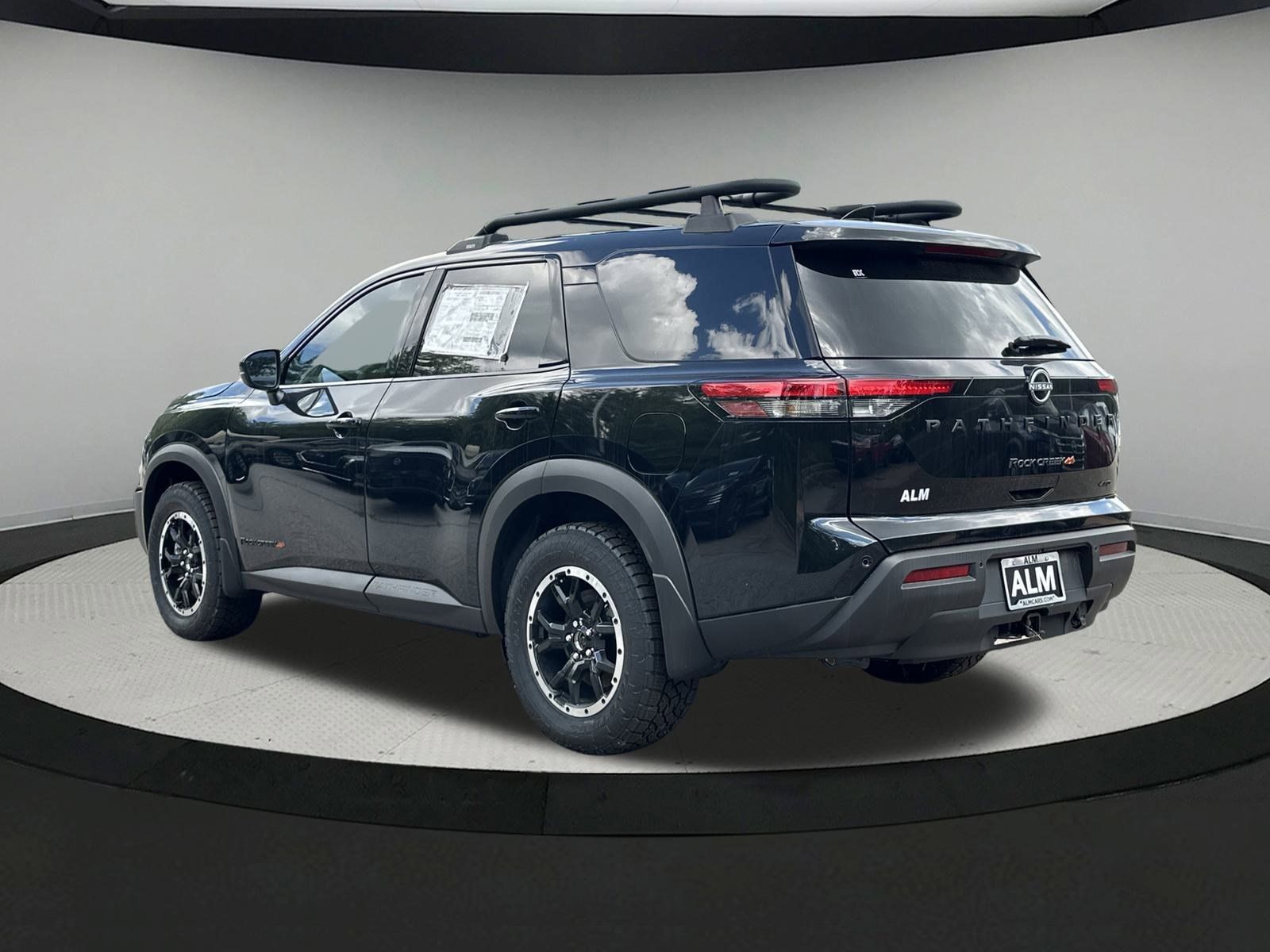 2025 Nissan Pathfinder Rock Creek photo 24