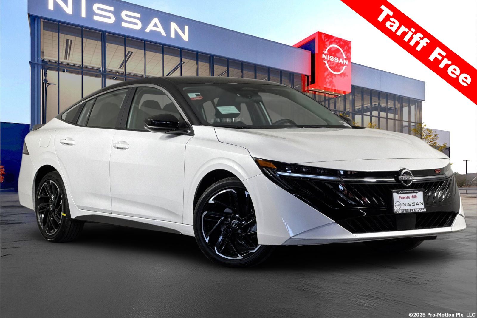 2026 Nissan Sentra SR CVT's photo