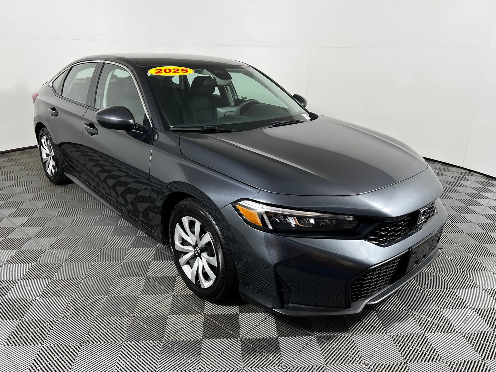 Thumbnail: 2025 Honda Civic - 3