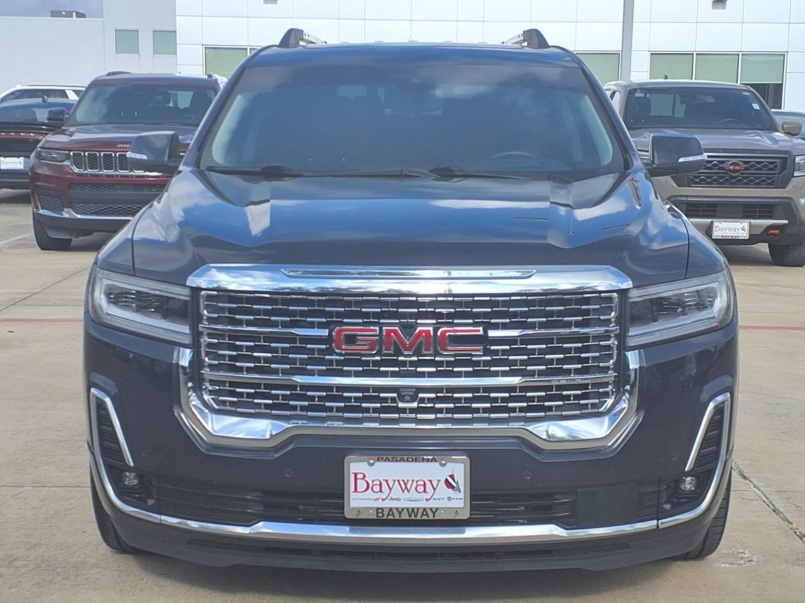 2022 GMC Acadia Denali Green at AutoSavvy Houston Southwest