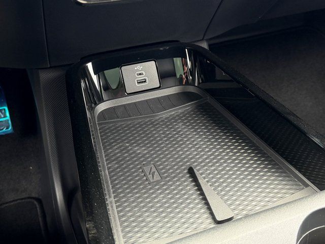 New 2026 Star White Metallic Tri-coat Ford Premium image 22