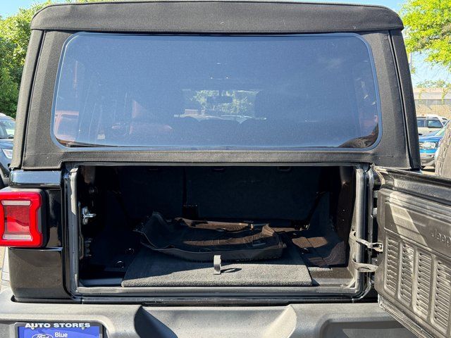 Used 2019 Black Clearcoat Jeep Unlimited Sport S image 19