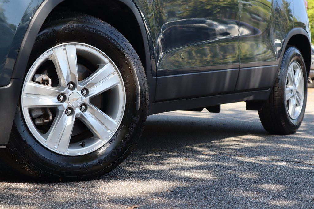 2021 Chevrolet Trax LT 2