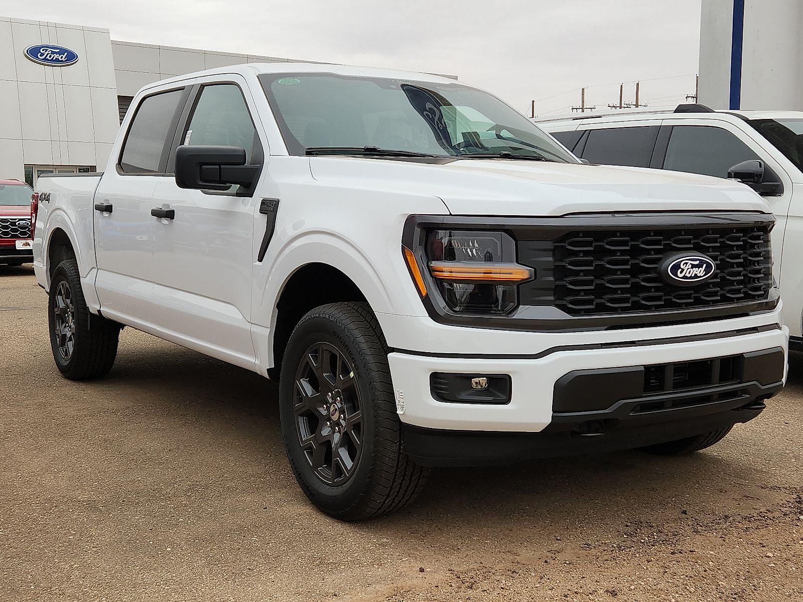 View vehicle photo 4