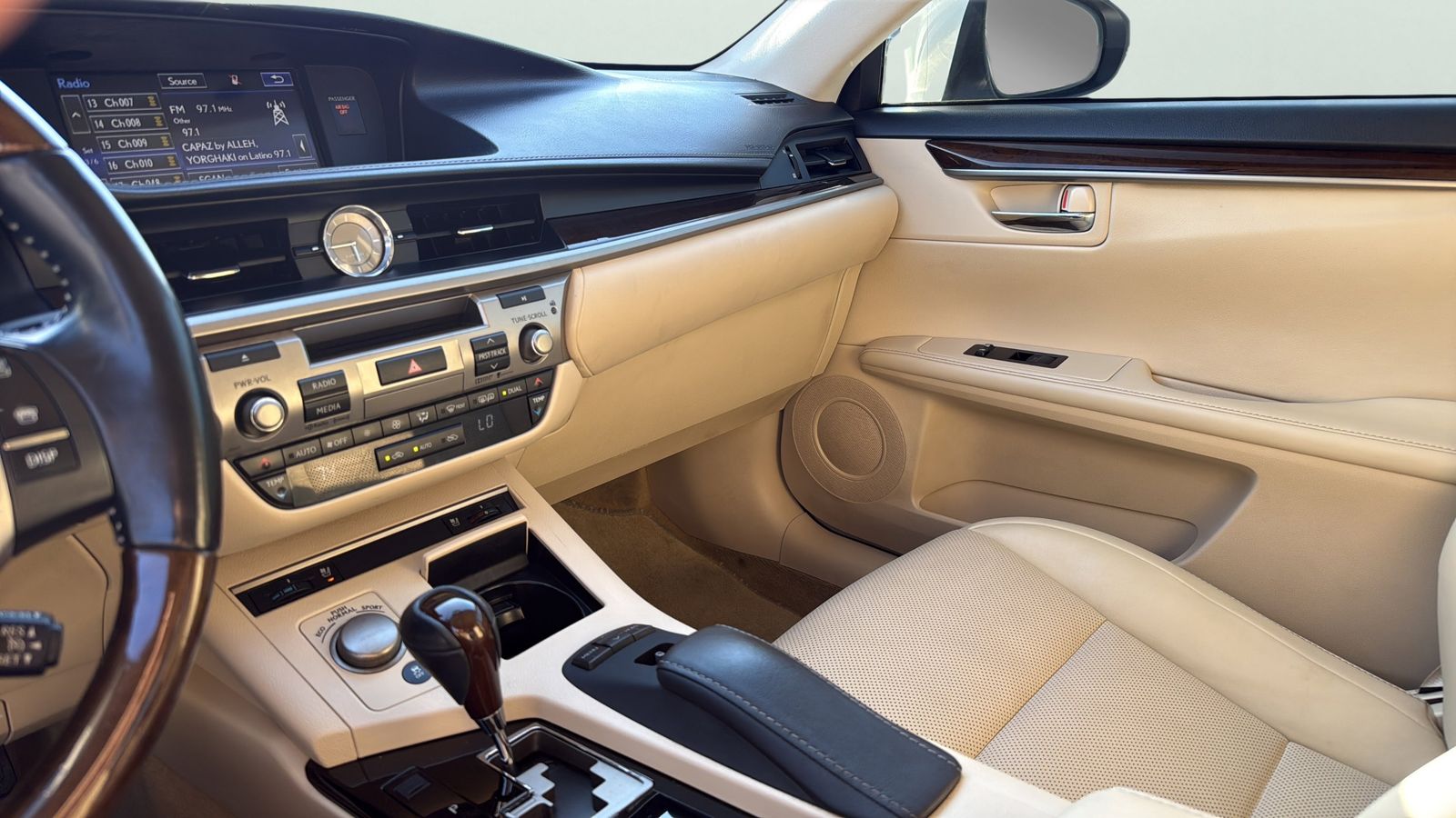 Used Car 2015 Lexus Es  350 For Sale Under $20,000 In Austin, Texas