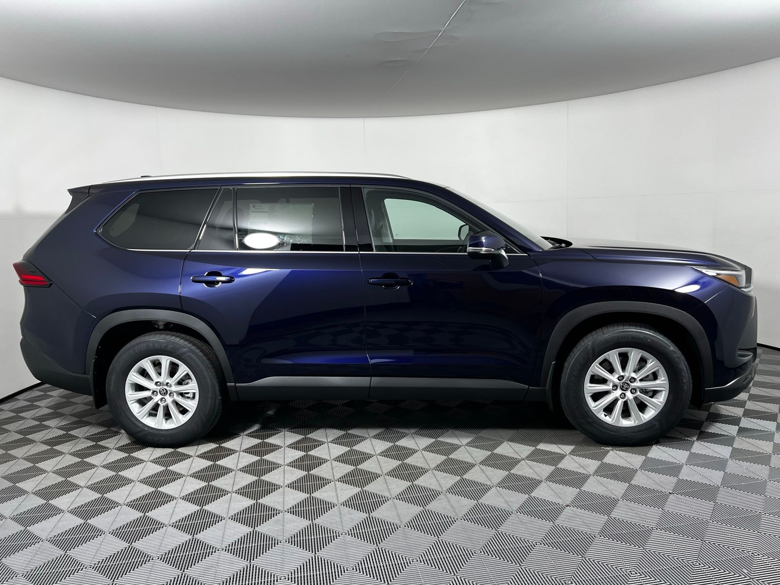 Thumbnail: 2026 Toyota Grand Highlander - 4