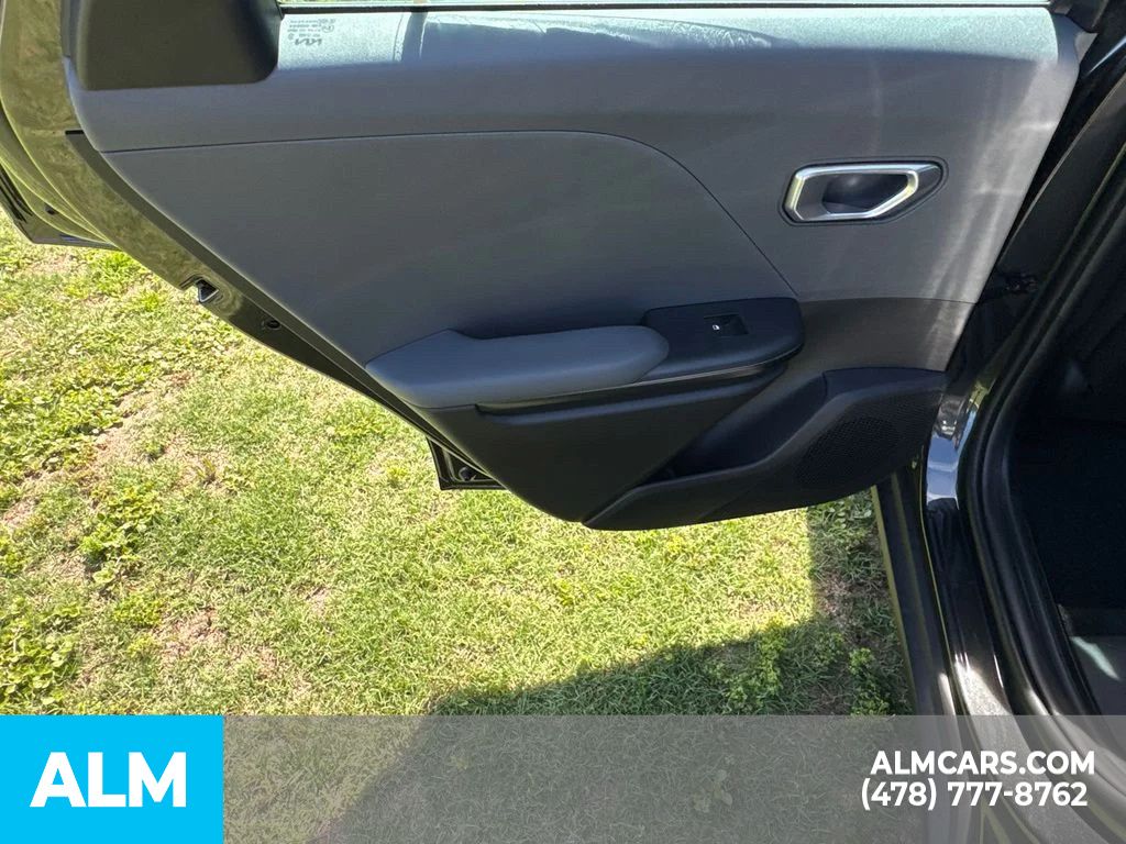 Used 2025 Gray Kia LXS image 27