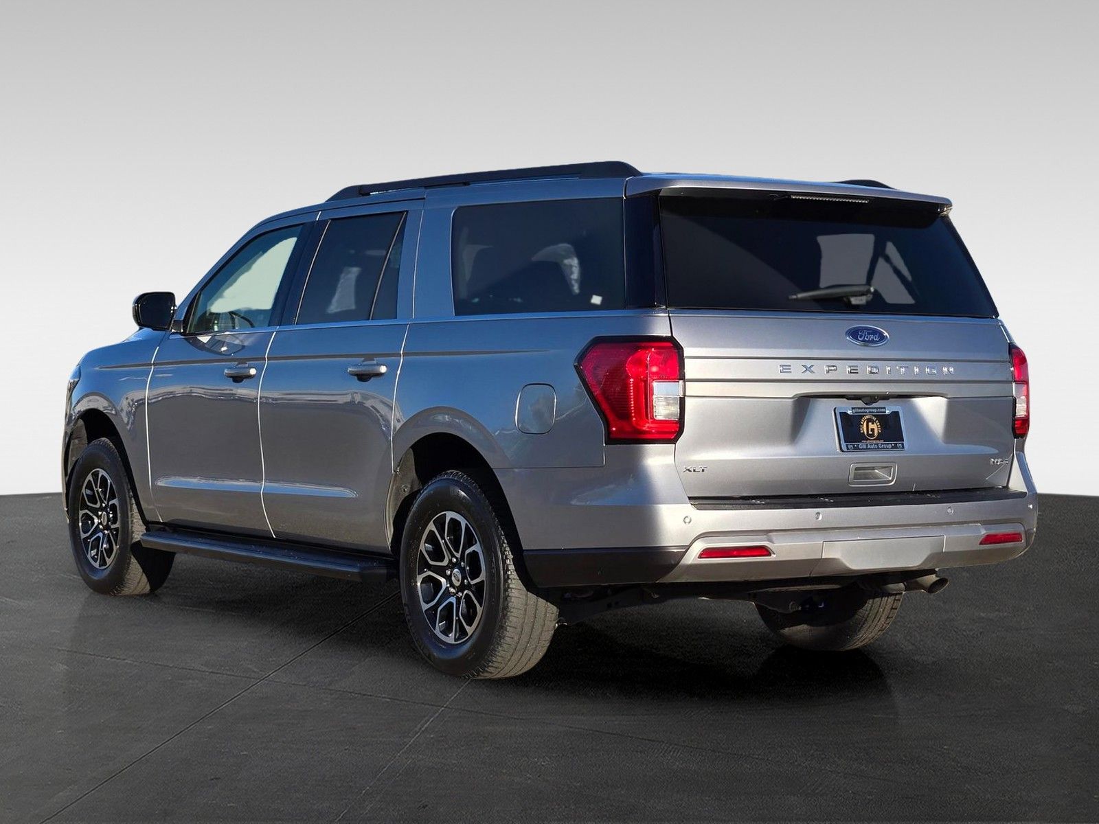 View vehicle photo 6