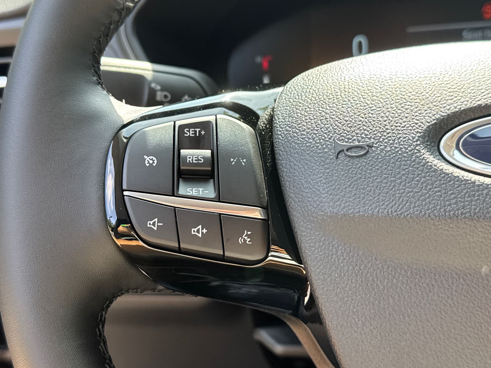 2025 Ford Escape Active photo 24