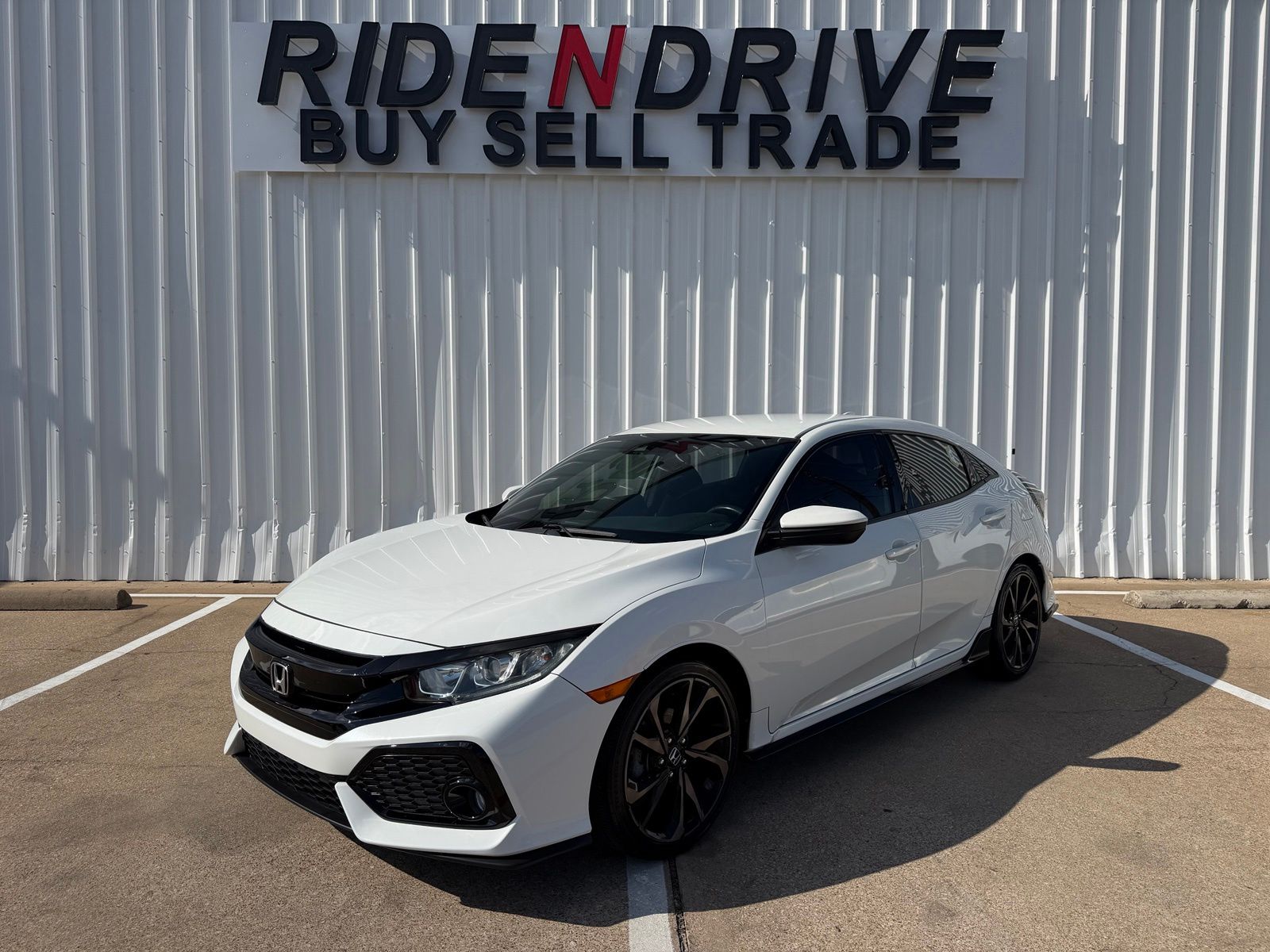 White Orchid Pearl 2019 Honda Civic Hatchback Hatchback Front-Wheel Drive Continuously Variable Transmission