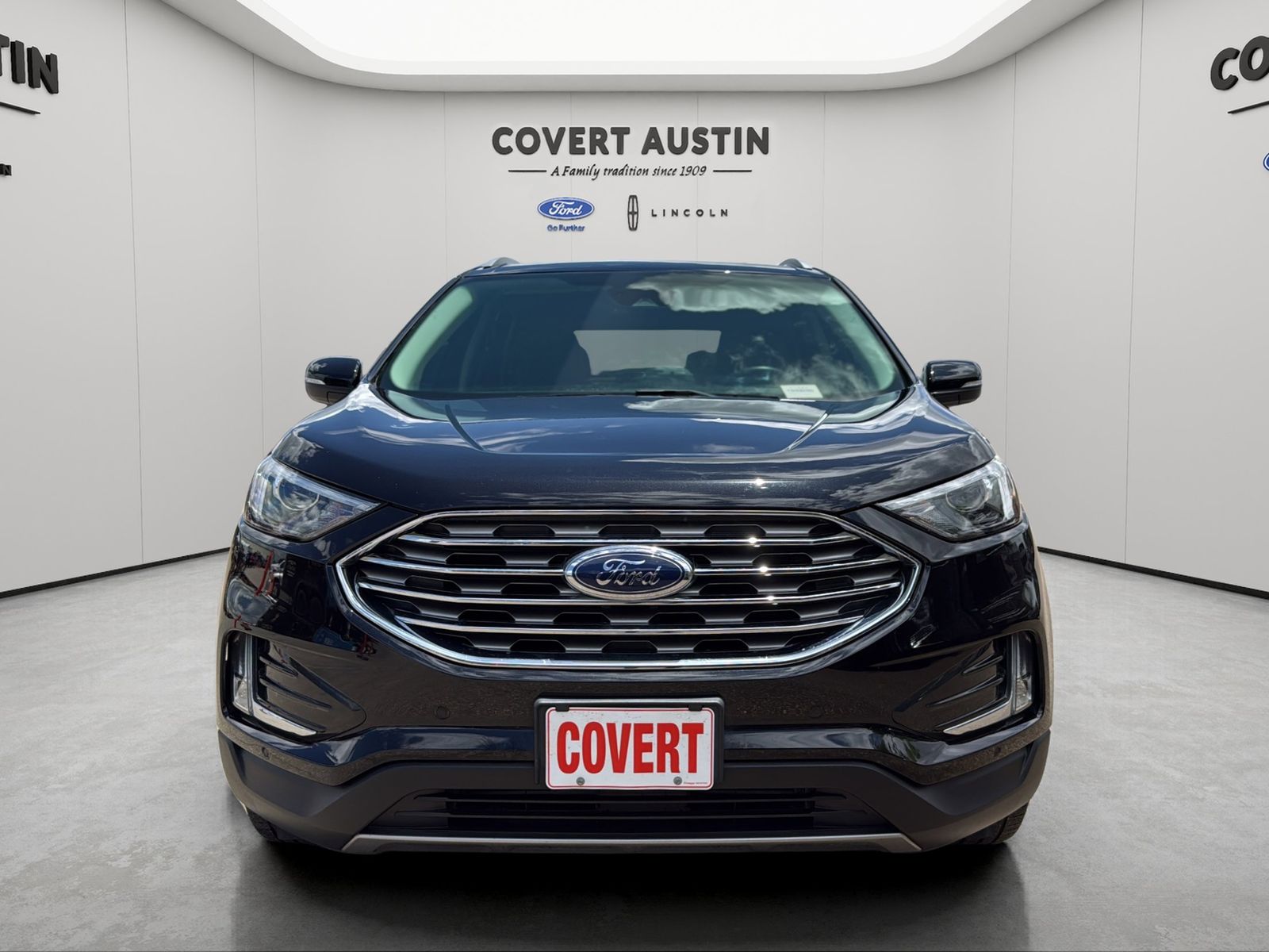 Used Car 2023 Ford Edge  Titanium For Sale Under $30,000 In Austin, Texas