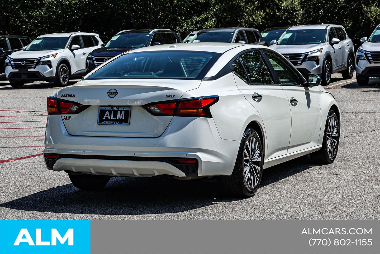 Used 2024 White Nissan 2.5 SV image 6