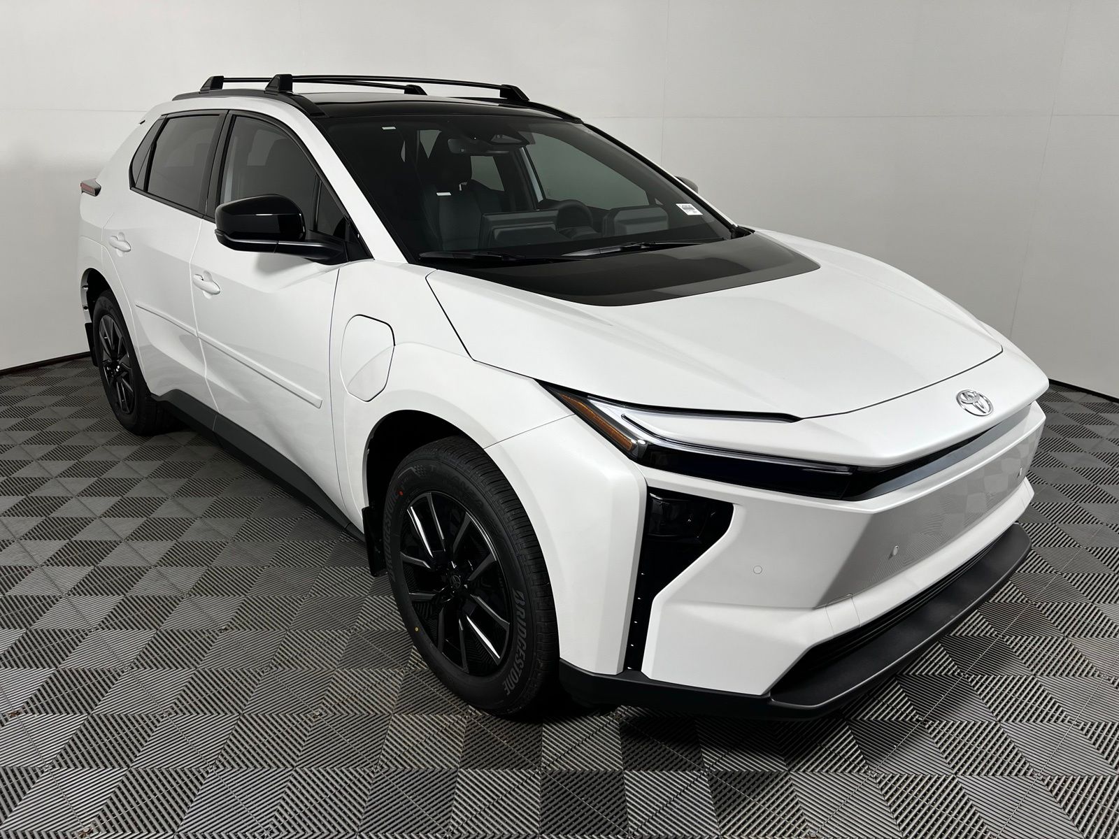Thumbnail: 2026 Toyota bZ - 3