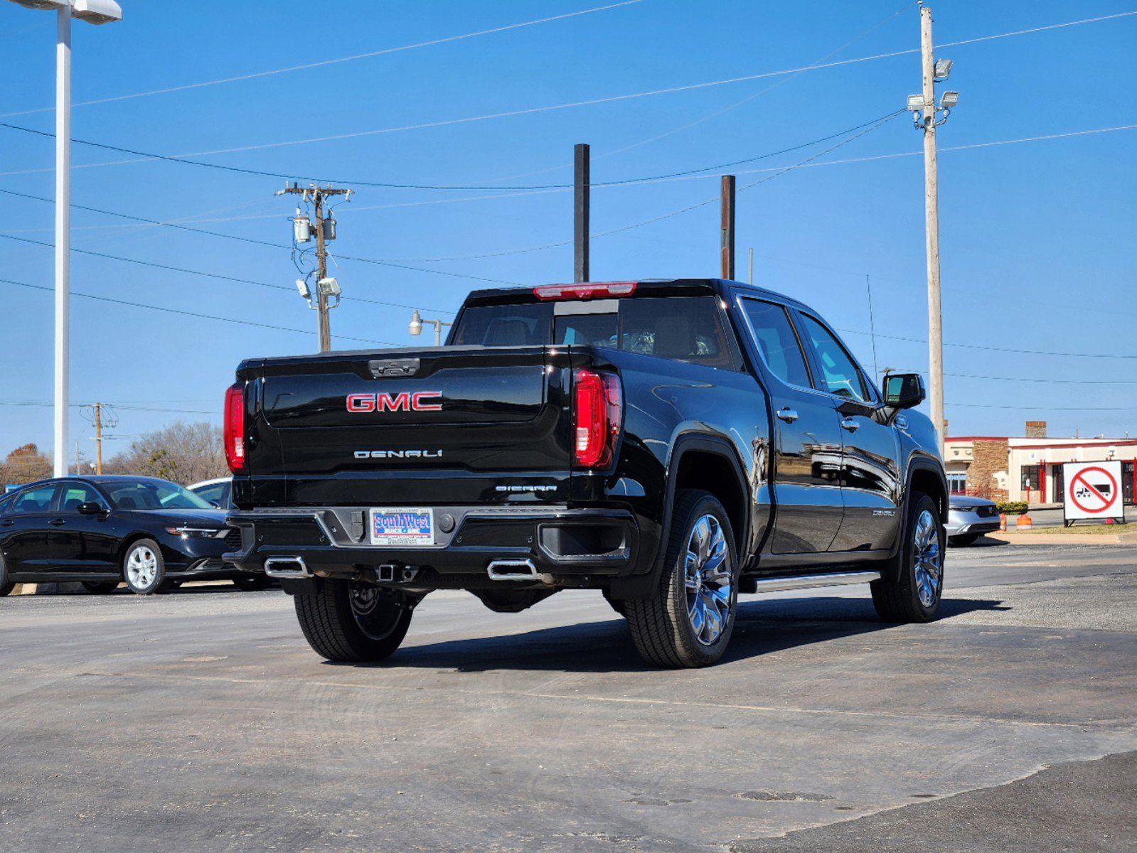 2025 GMC Sierra 1500 Denali 5