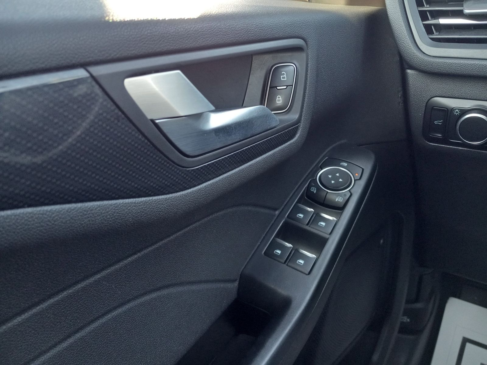 2024 Ford Escape image 26