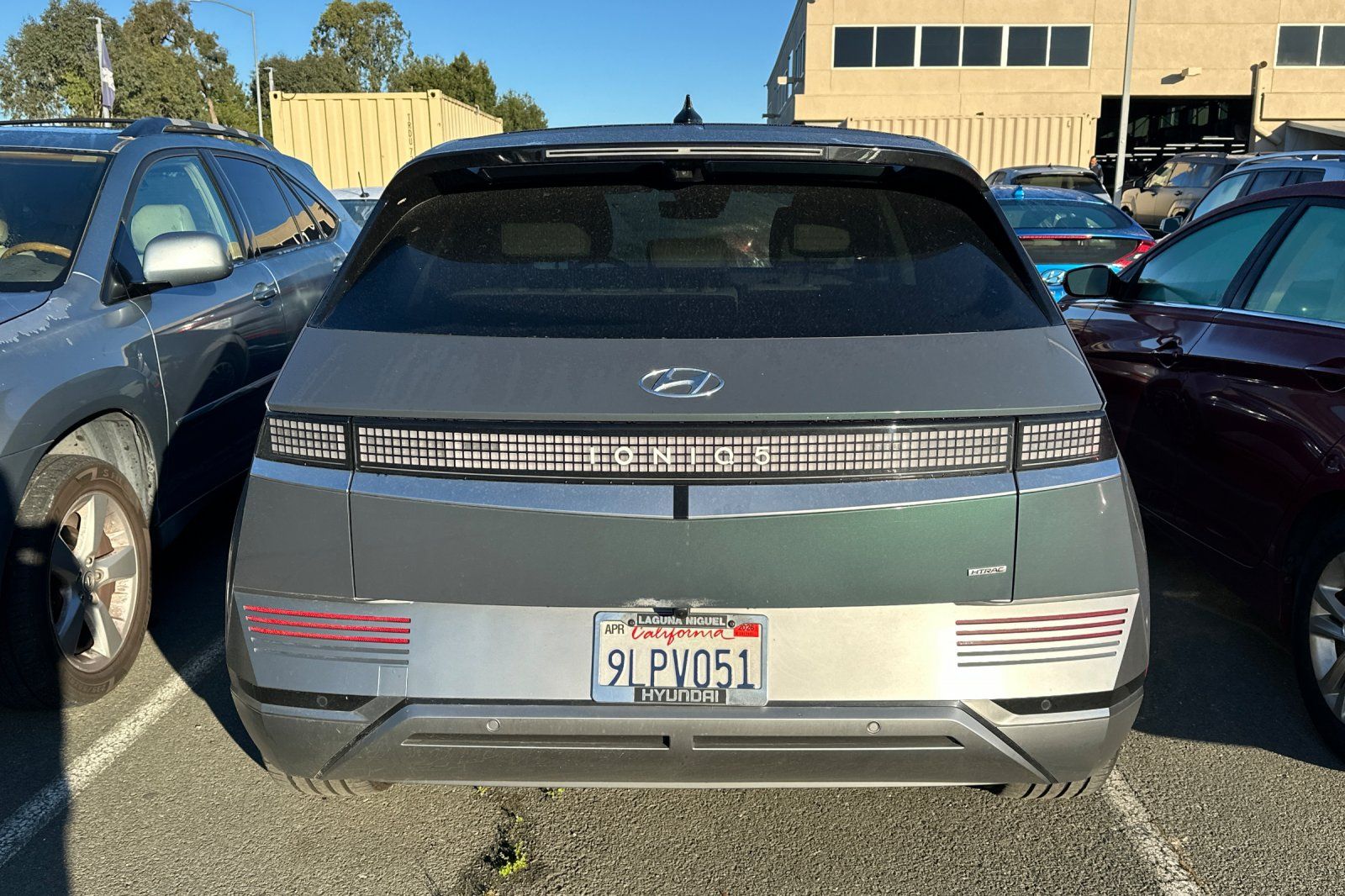 View vehicle photo 6