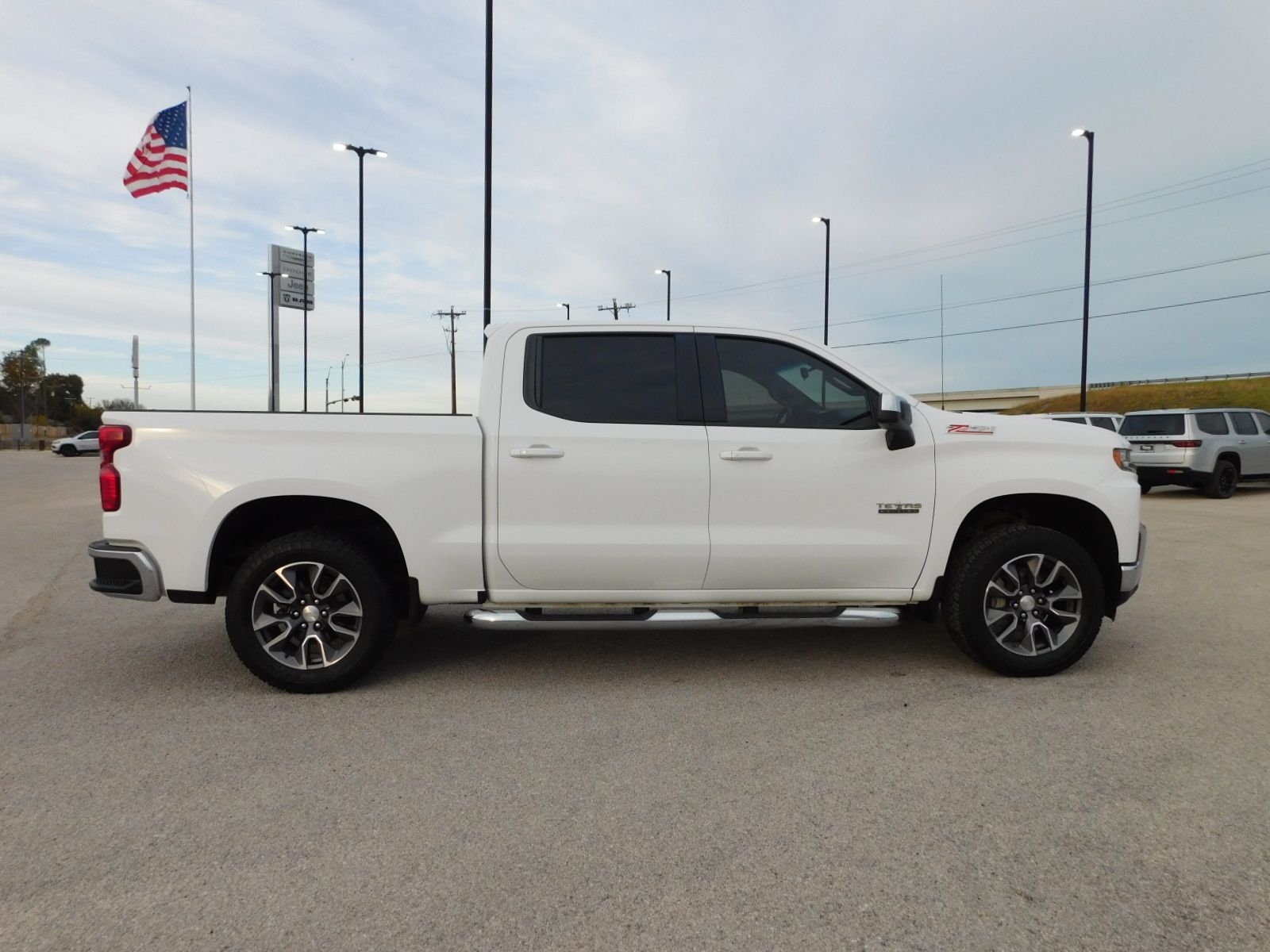 2019 Chevrolet Silverado 1500 LT 2