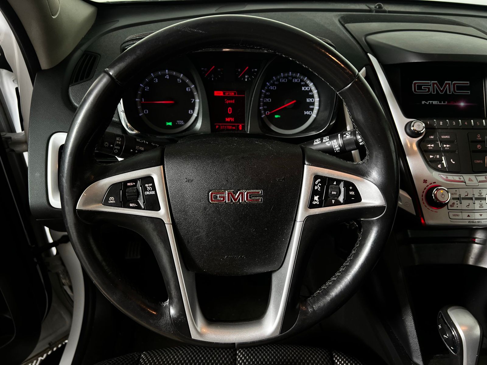 Thumbnail: 2015 GMC Terrain - 10