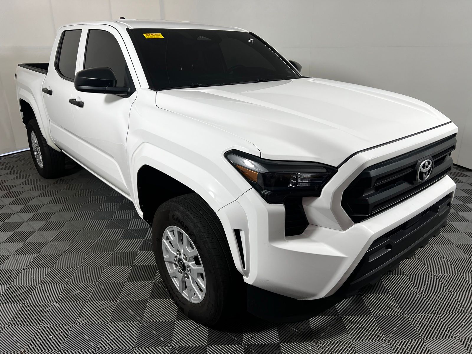 Thumbnail: 2025 Toyota Tacoma - 3