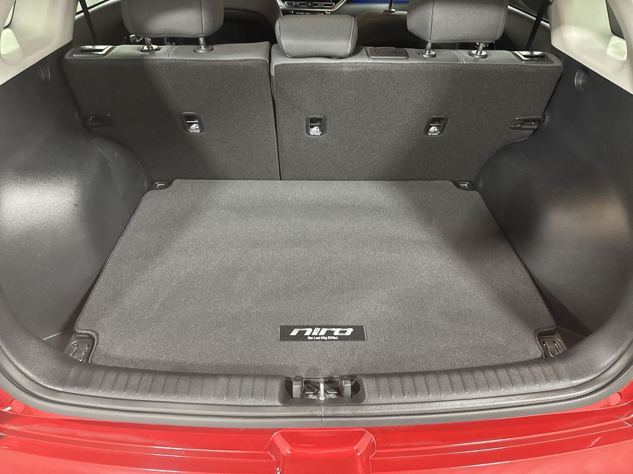 2022 Kia Niro LXS photo 29