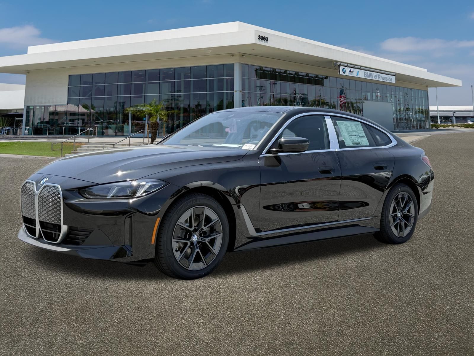 New 2026 Black BMW eDrive40 image 5