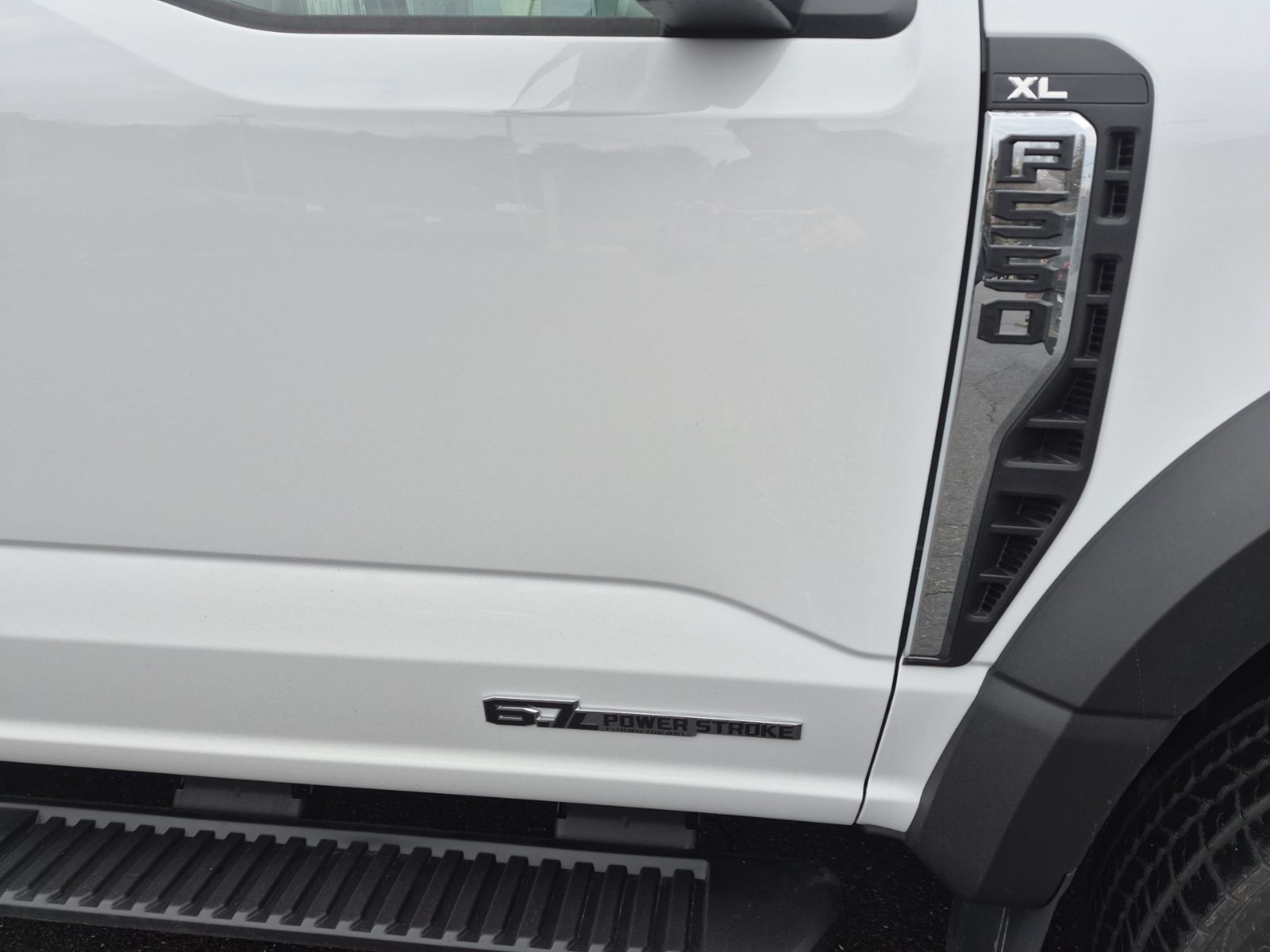 New 2026 Oxford White Ford XL CHIPPER image 24