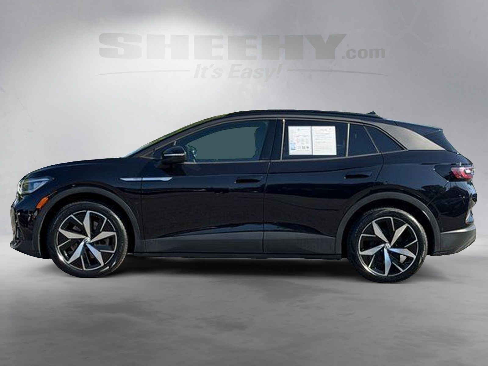 Used 2023 Black Volkswagen Pro S image 16