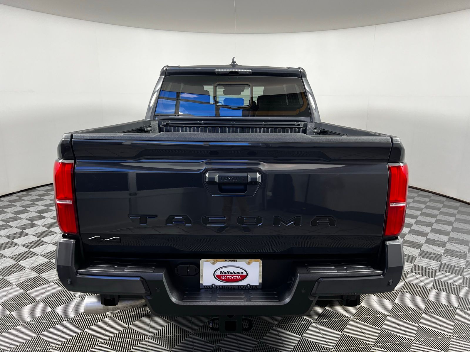 Thumbnail: 2025 Toyota Tacoma - 6