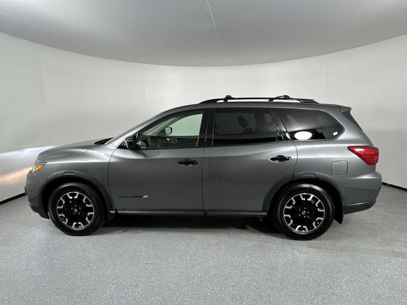 2020 Nissan Pathfinder SL 30