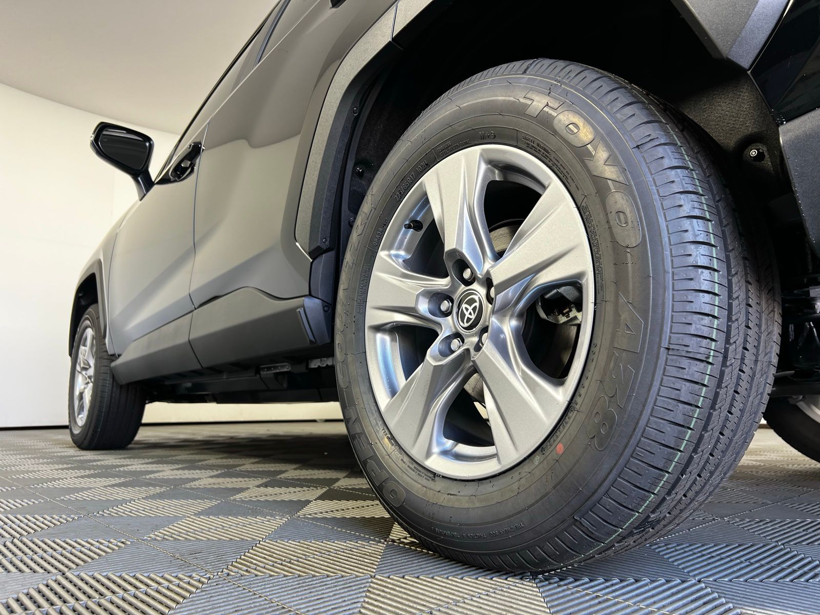 Thumbnail: 2025 Toyota RAV4 - 24