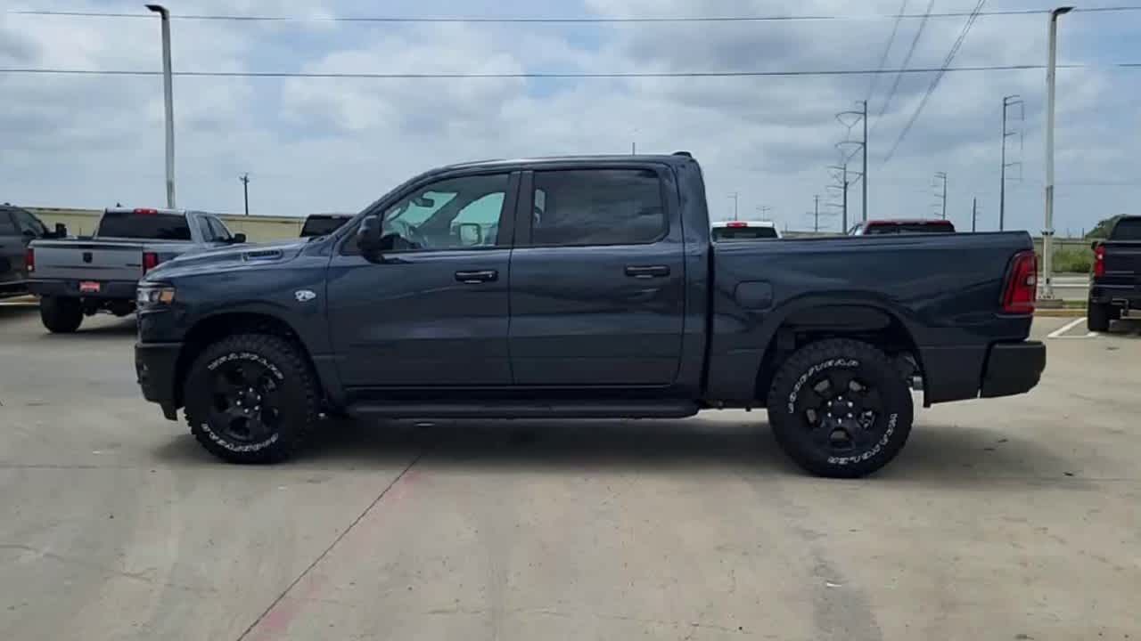 View vehicle photo 5