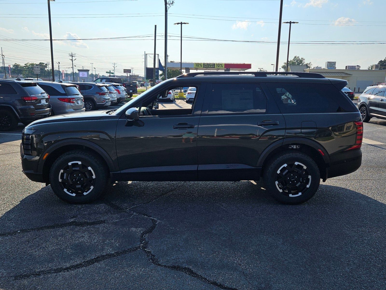 New 2026 Silver HYUNDAI XRT Pro image 4