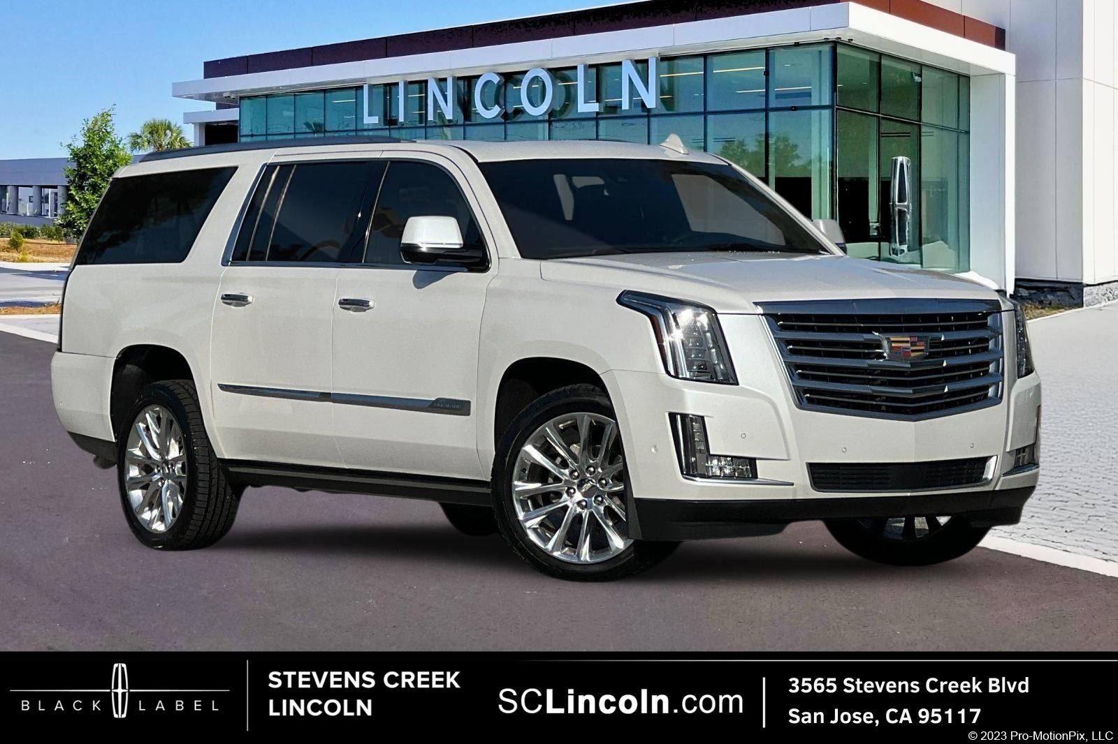 Crystal White Tricoat 2019 Cadillac Escalade ESV Platinum 4WD SUV / Crossover Four-Wheel Drive