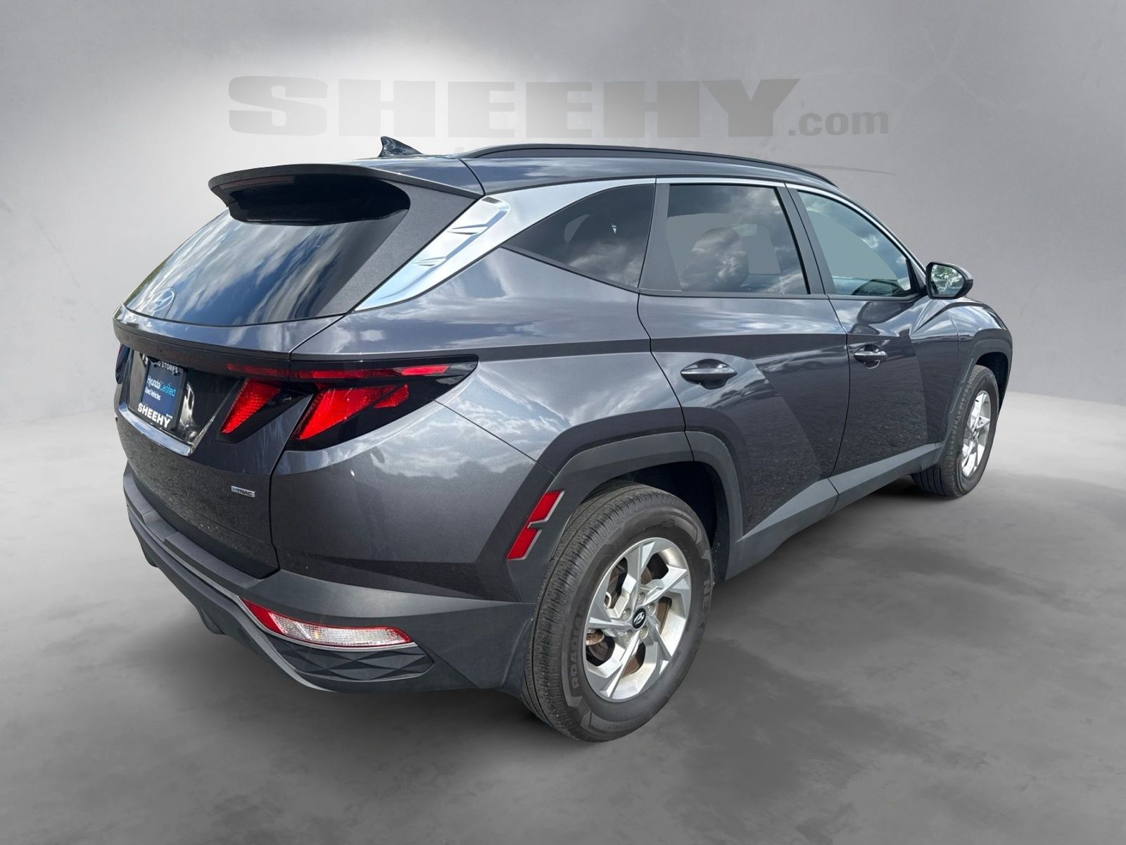 Used 2024 Gray Hyundai SEL image 14