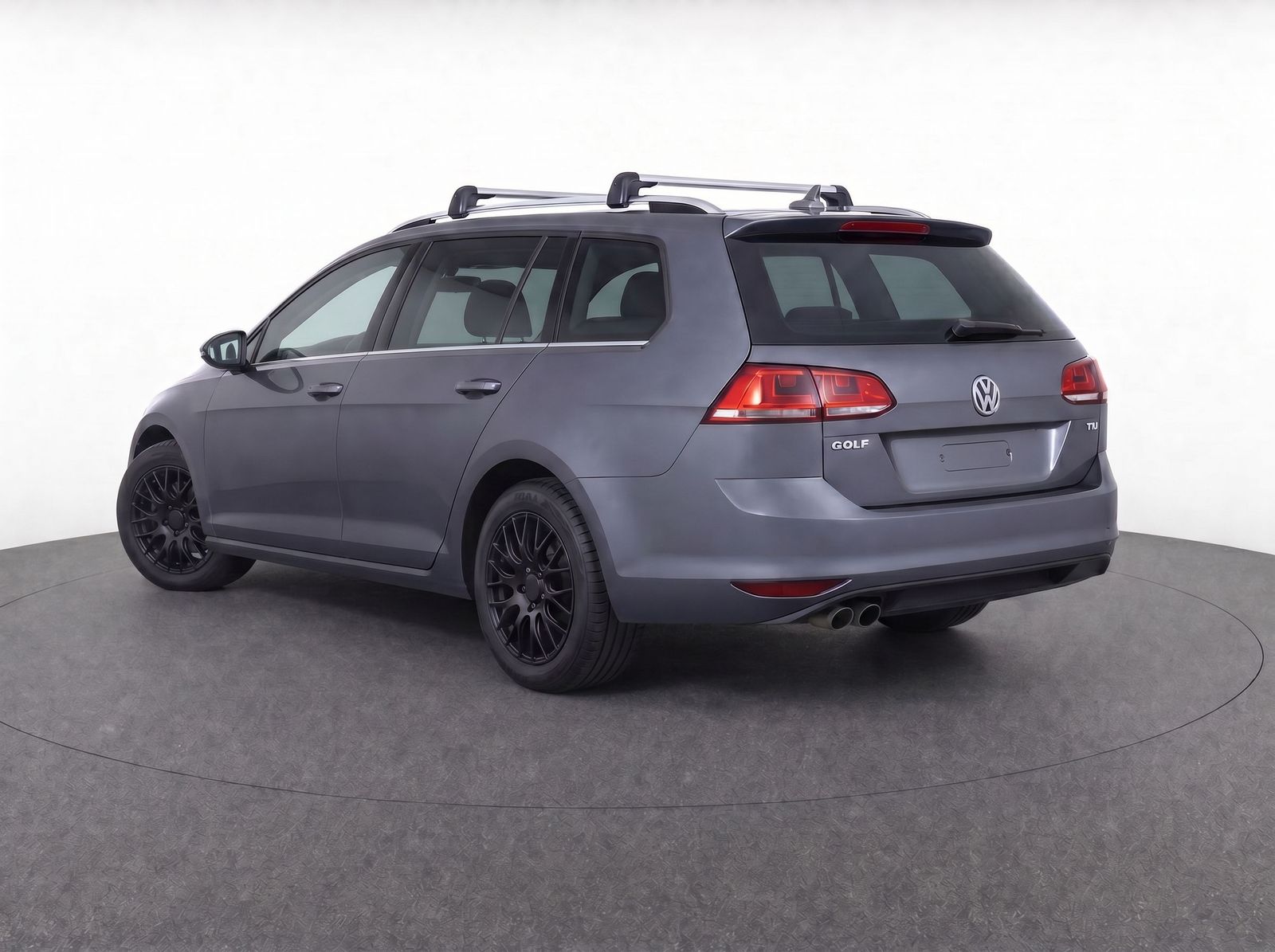 used 2015 Volkswagen Golf SportWagen car, priced at $13,750