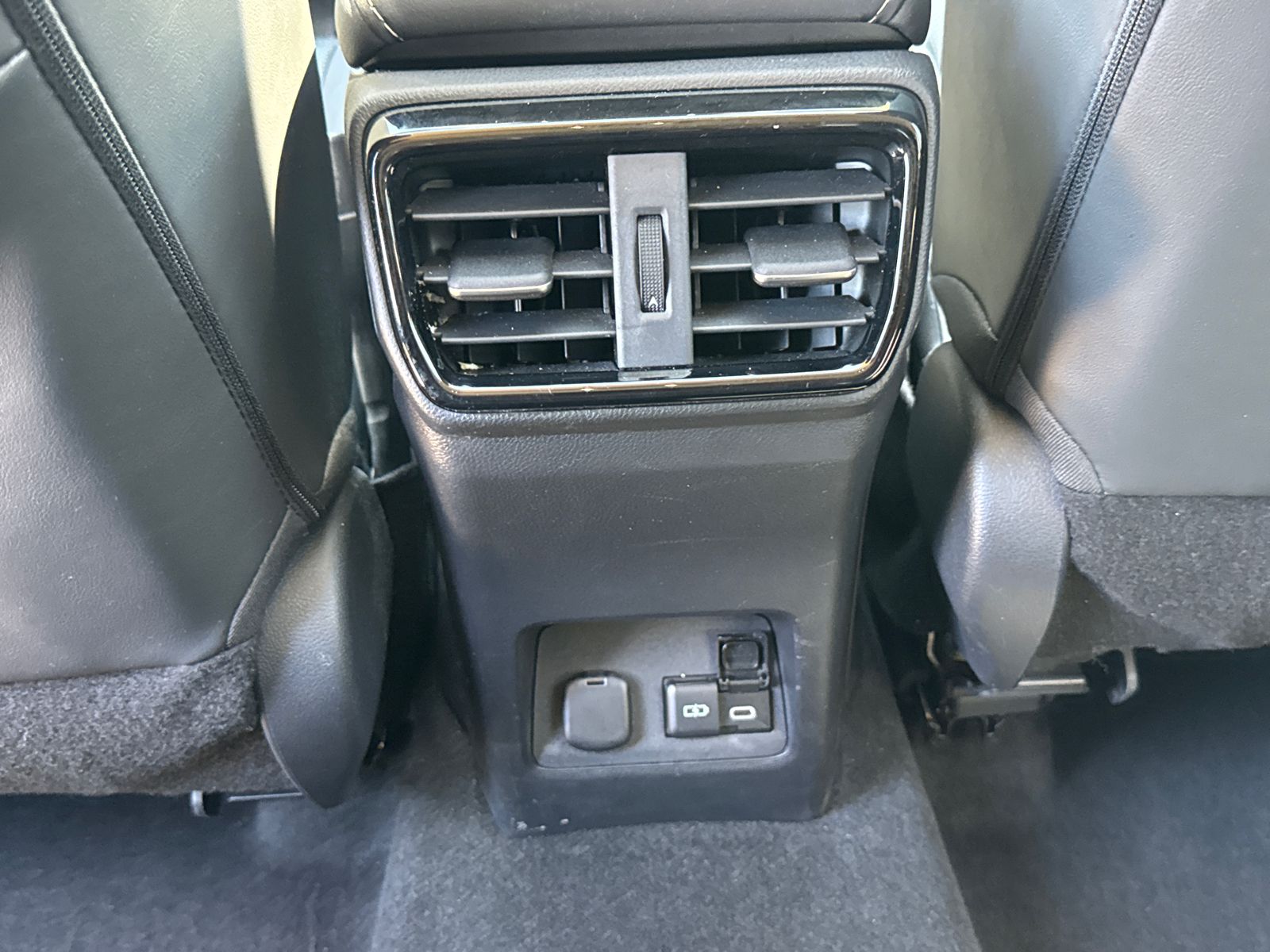 Used 2024 White Lexus 350 Premium image 25