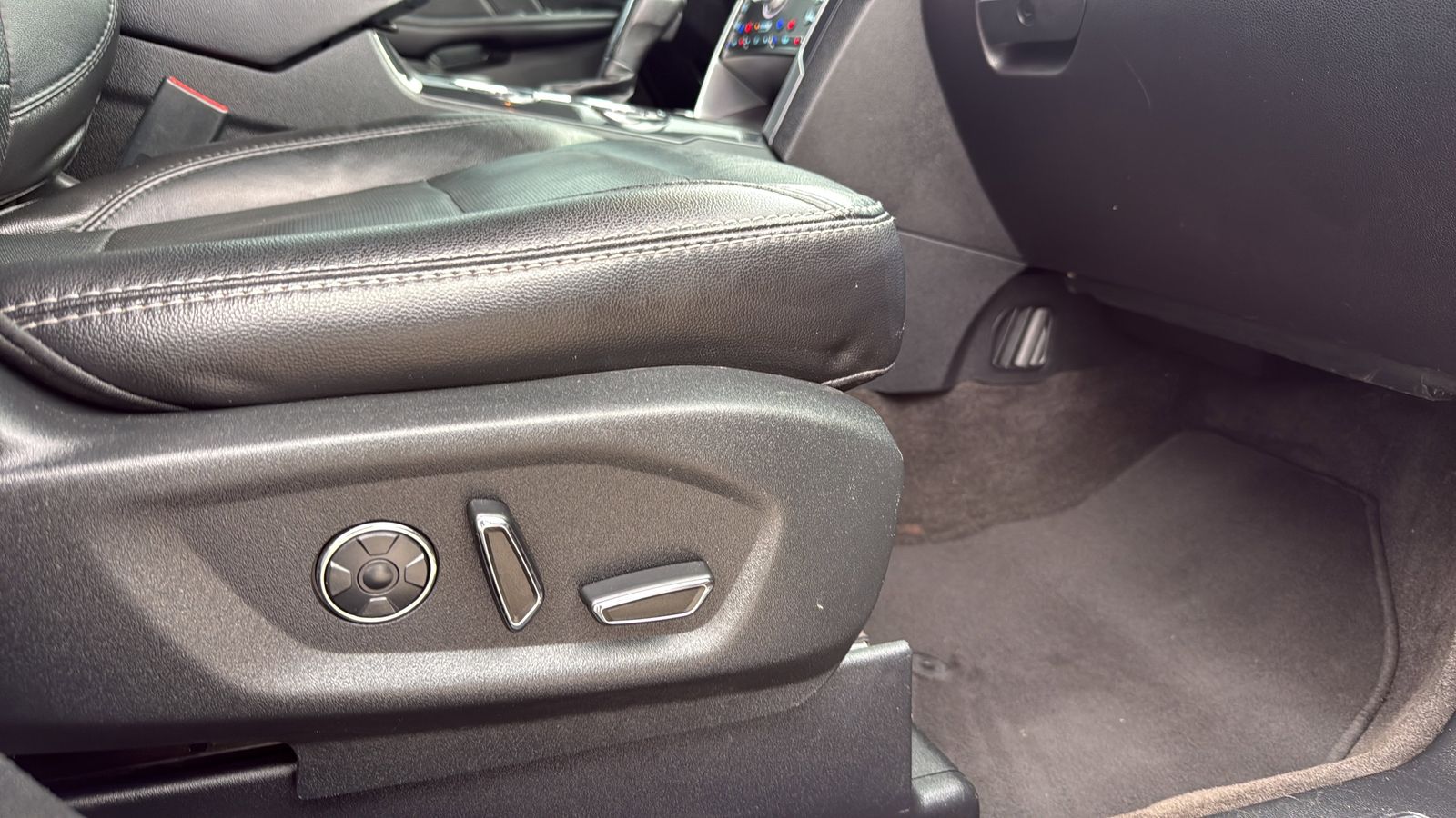 Used Car 2017 Ford Explorer  Limited For Sale Under $12,000 In Austin, Texas