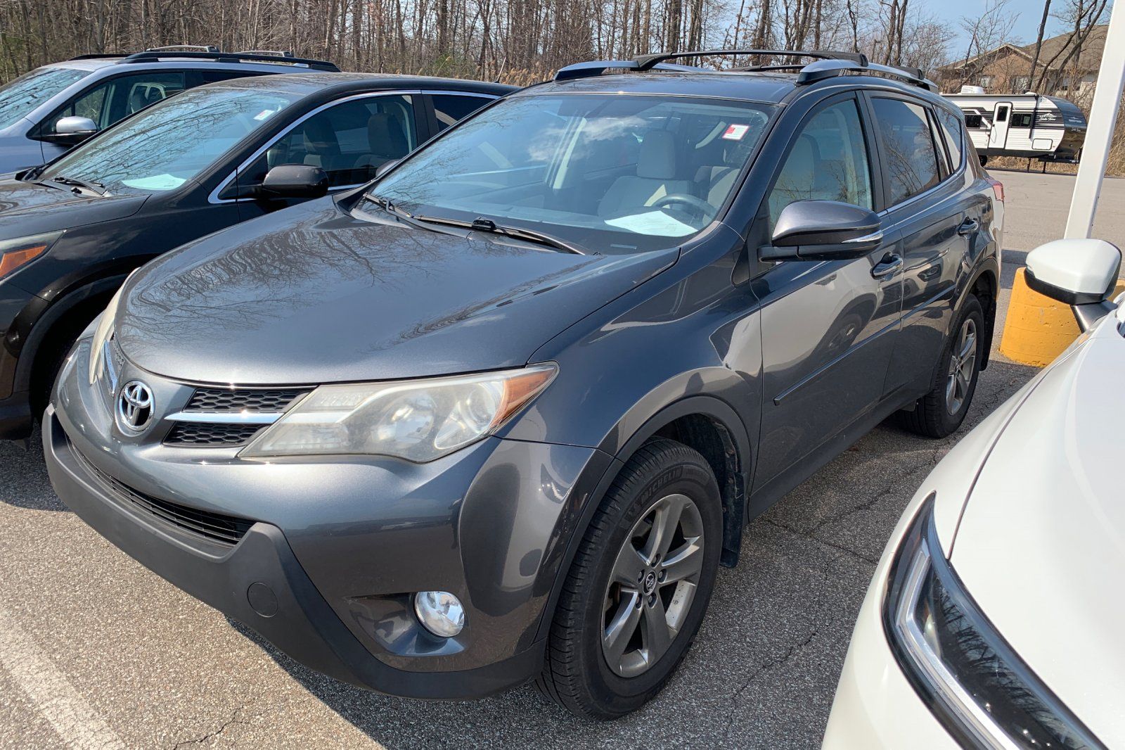 Magnetic Gray Metallic 2015 Toyota RAV4 XLE AWD SUV / Crossover All-Wheel Drive 6-Speed Automatic
