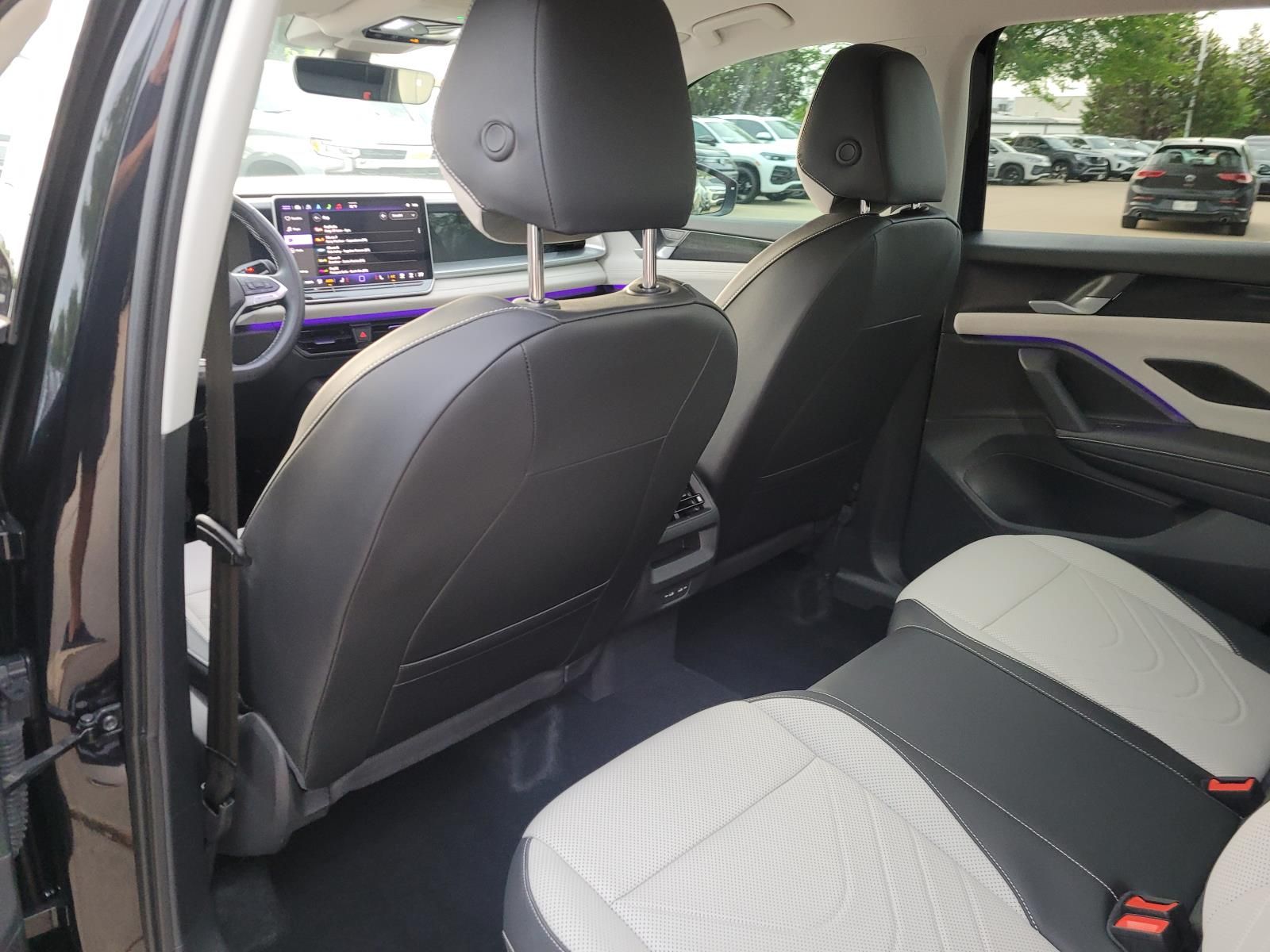 used 2025 Volkswagen Tiguan car, priced at $29,300
