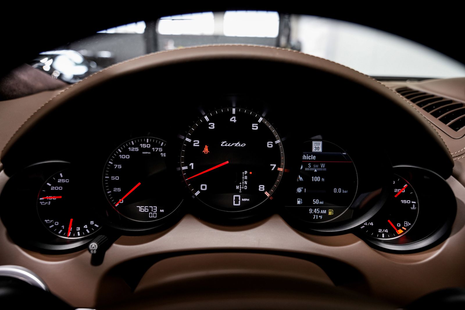 2013 Porsche Cayenne Turbo — photo 11