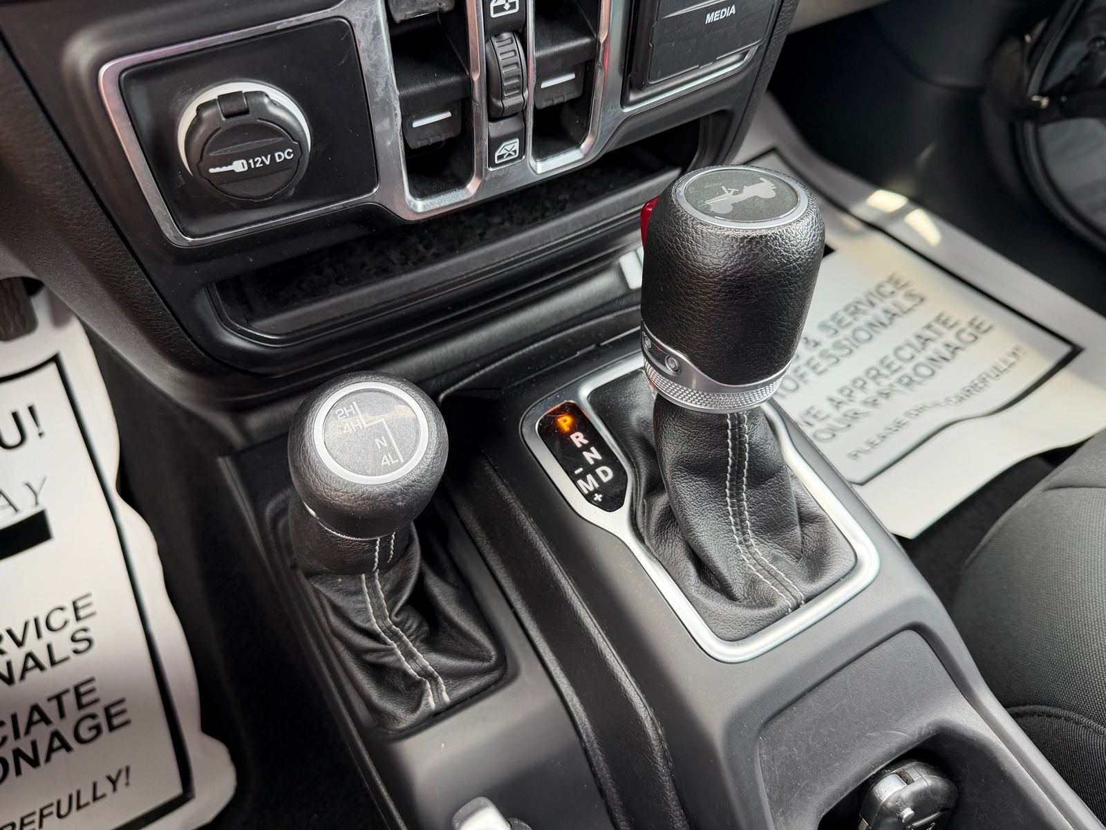 2021 Jeep Wrangler image 21