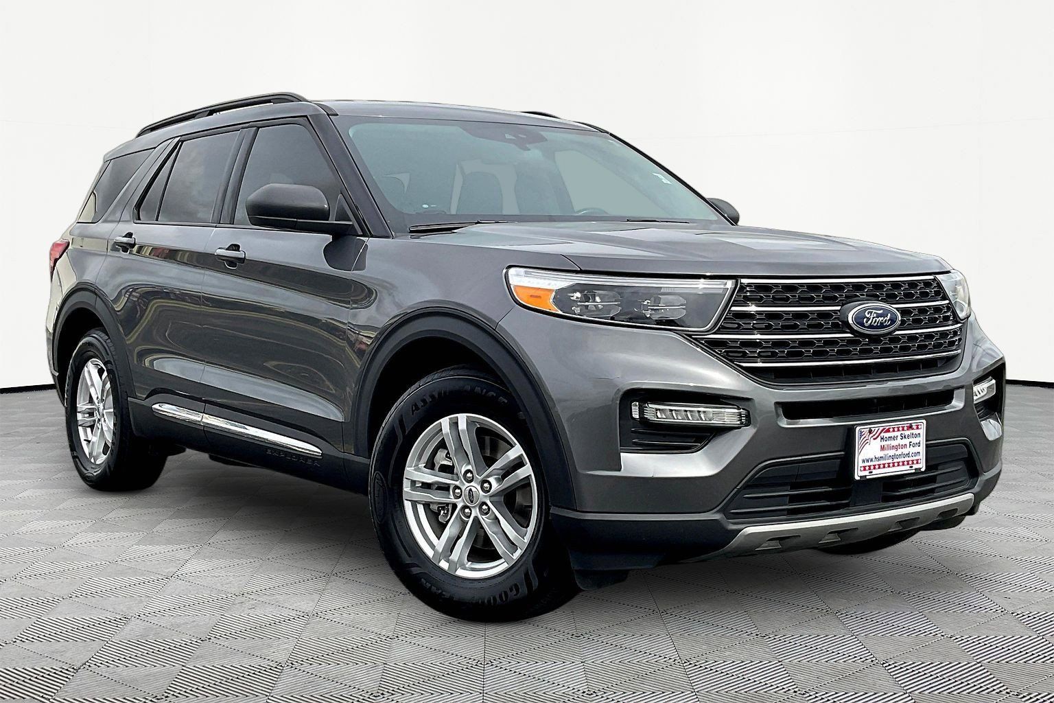 2022 Ford Explorer XLT RWD