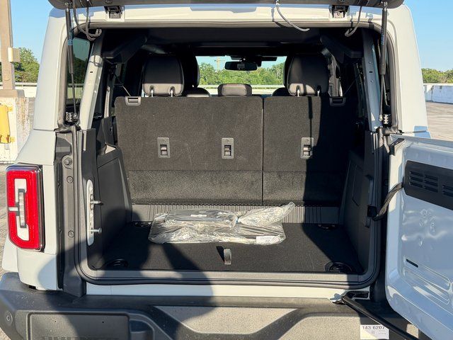 New 2026 Avalanche Gray Ford Outer Banks image 15