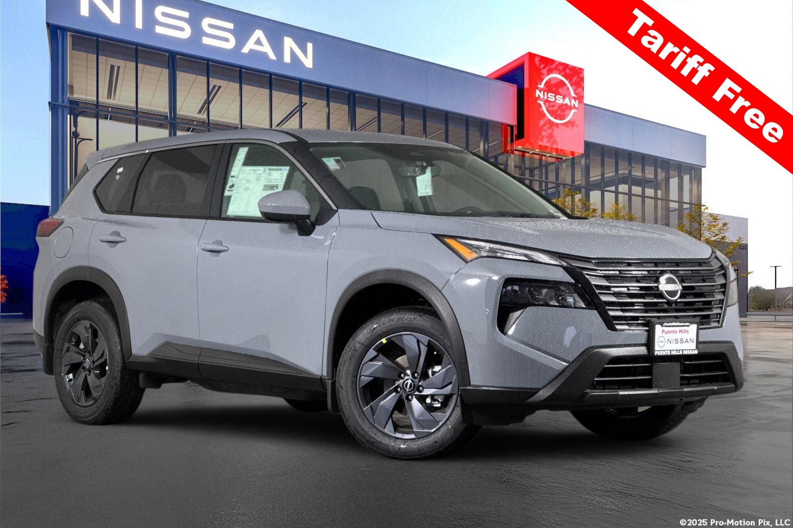 2026 Nissan Rogue SV FWD's photo